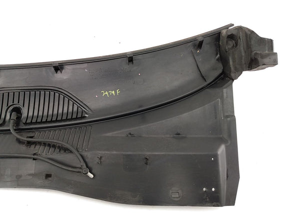 Jeep Liberty Windshield Cowl Vent Panel