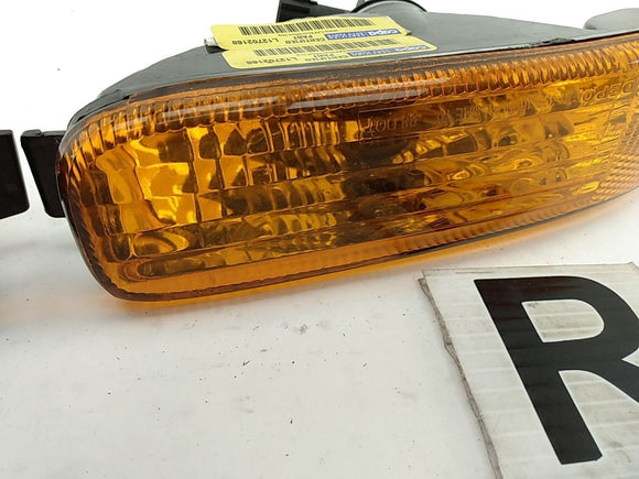 Jeep Liberty Pair Of Front Turn Signal Lights