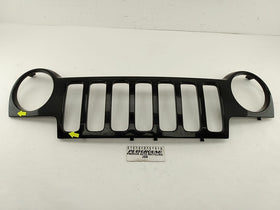 Jeep Liberty Front Outer Radiator Grille