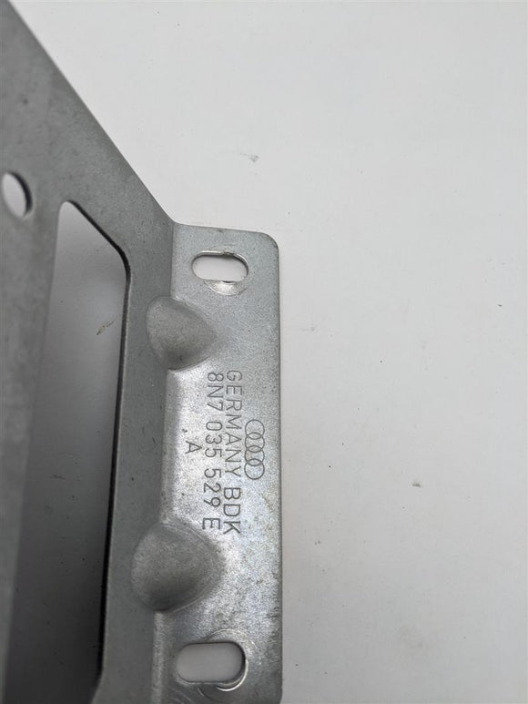 Audi TT Radio Stereo Audio Amplifier