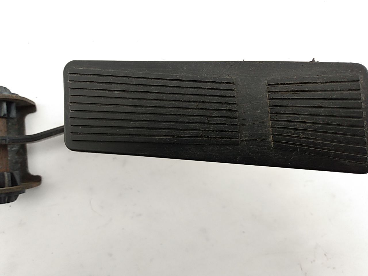 Jeep Liberty Gas Accelerator Pedal