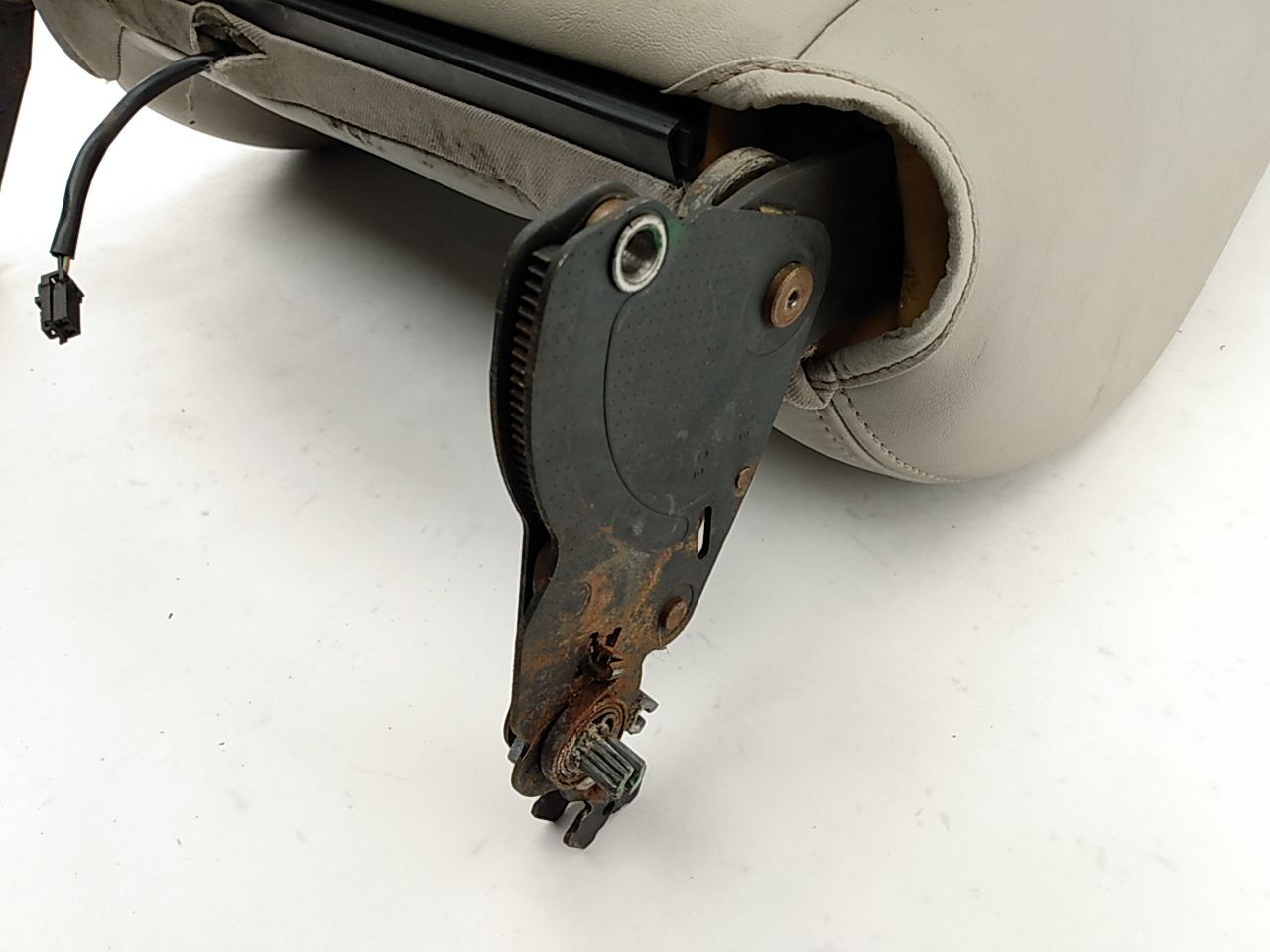 Jeep Liberty Passenger Right Front Seat Upper Cushion