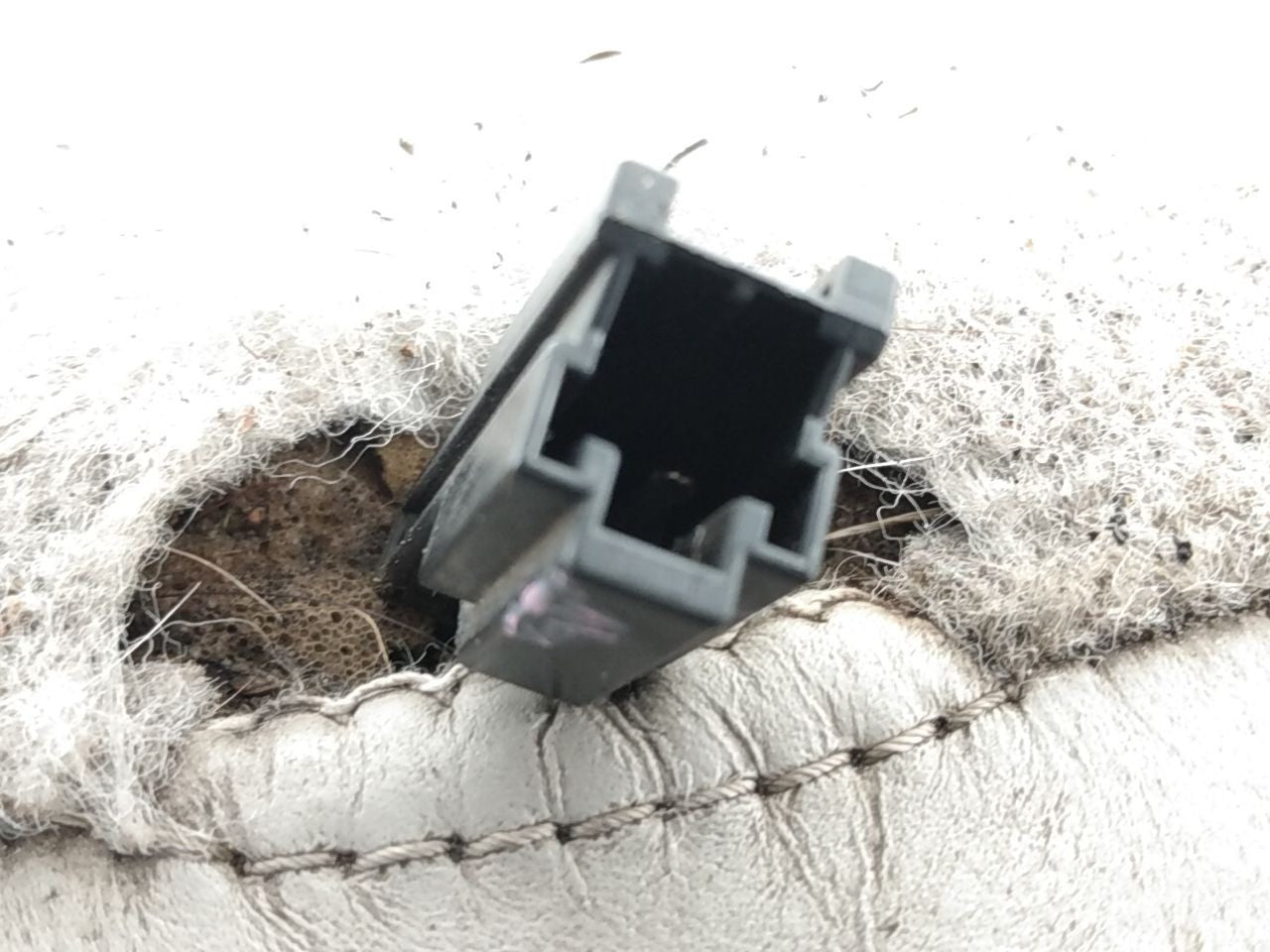 Jeep Liberty Passenger Right Front Power Seat Base and Track