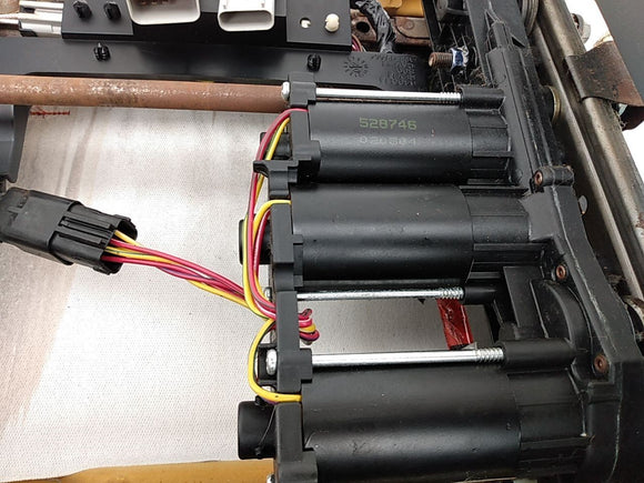 Jeep Liberty Passenger Right Front Power Seat Base and Track