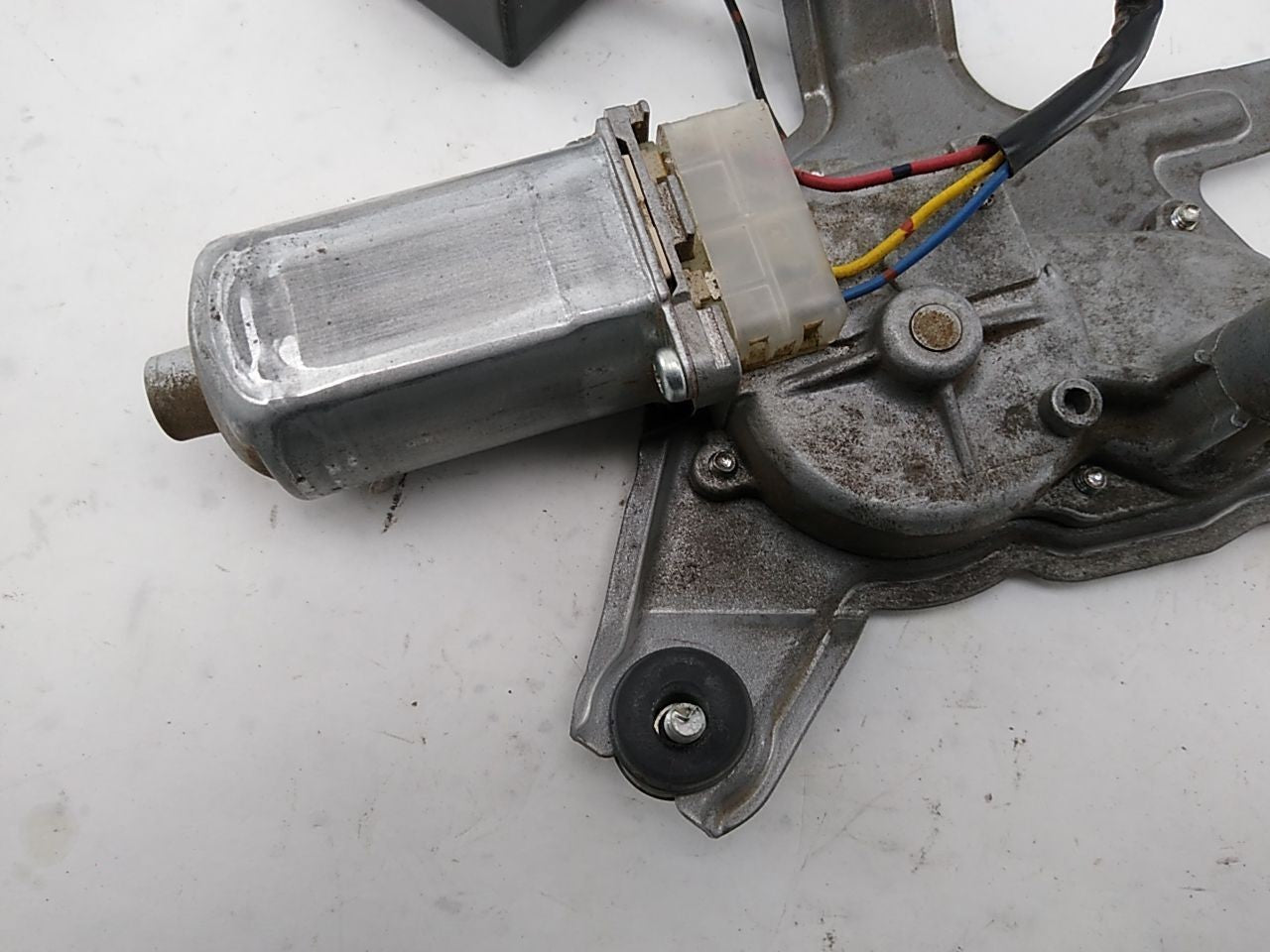 Hummer H3 Rear Wiper Motor