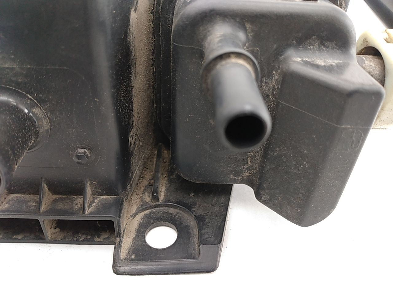 Pontiac Grand Prix Fuel Vapor Canister