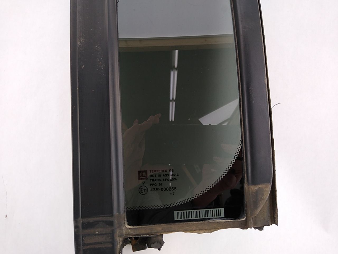 Hummer H3 Rear Driver Left Door Vent Glass