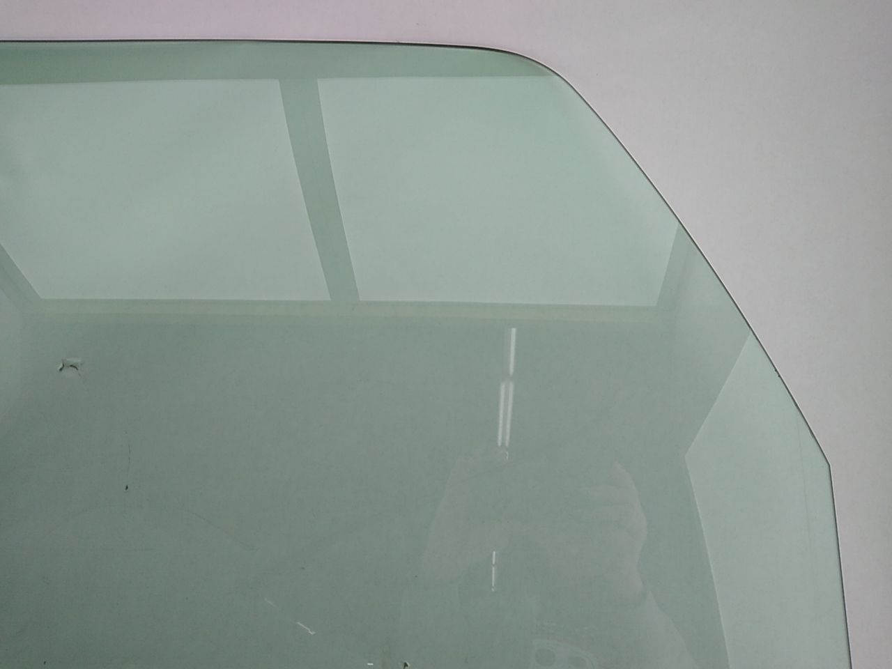 Hummer H3 Front Passenger Right Door Glass