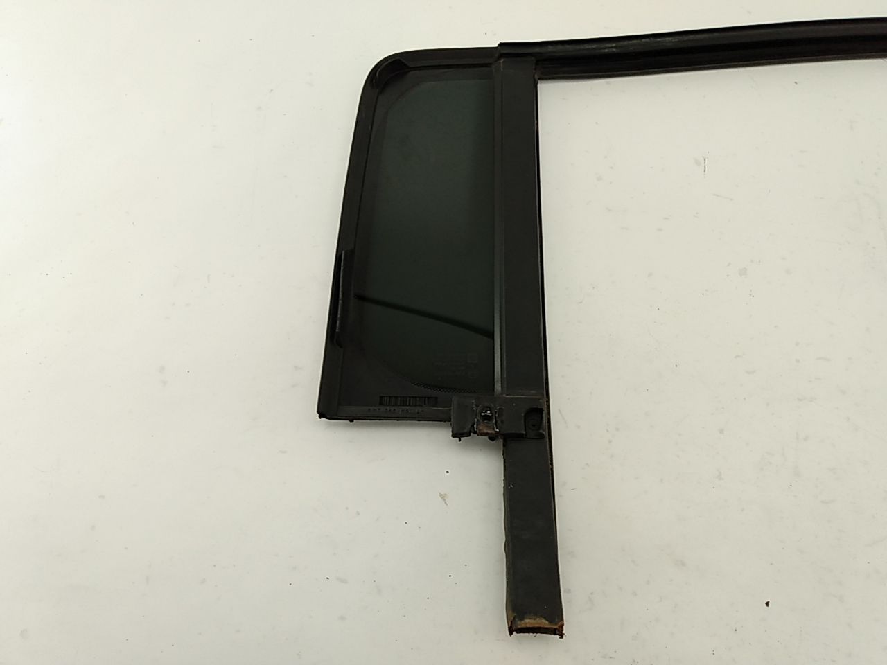 Hummer H3 Driver Left Rear Door Vent Glass