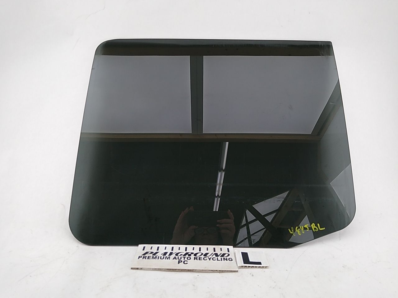 Hummer H3 Driver Left Rear Door Glass