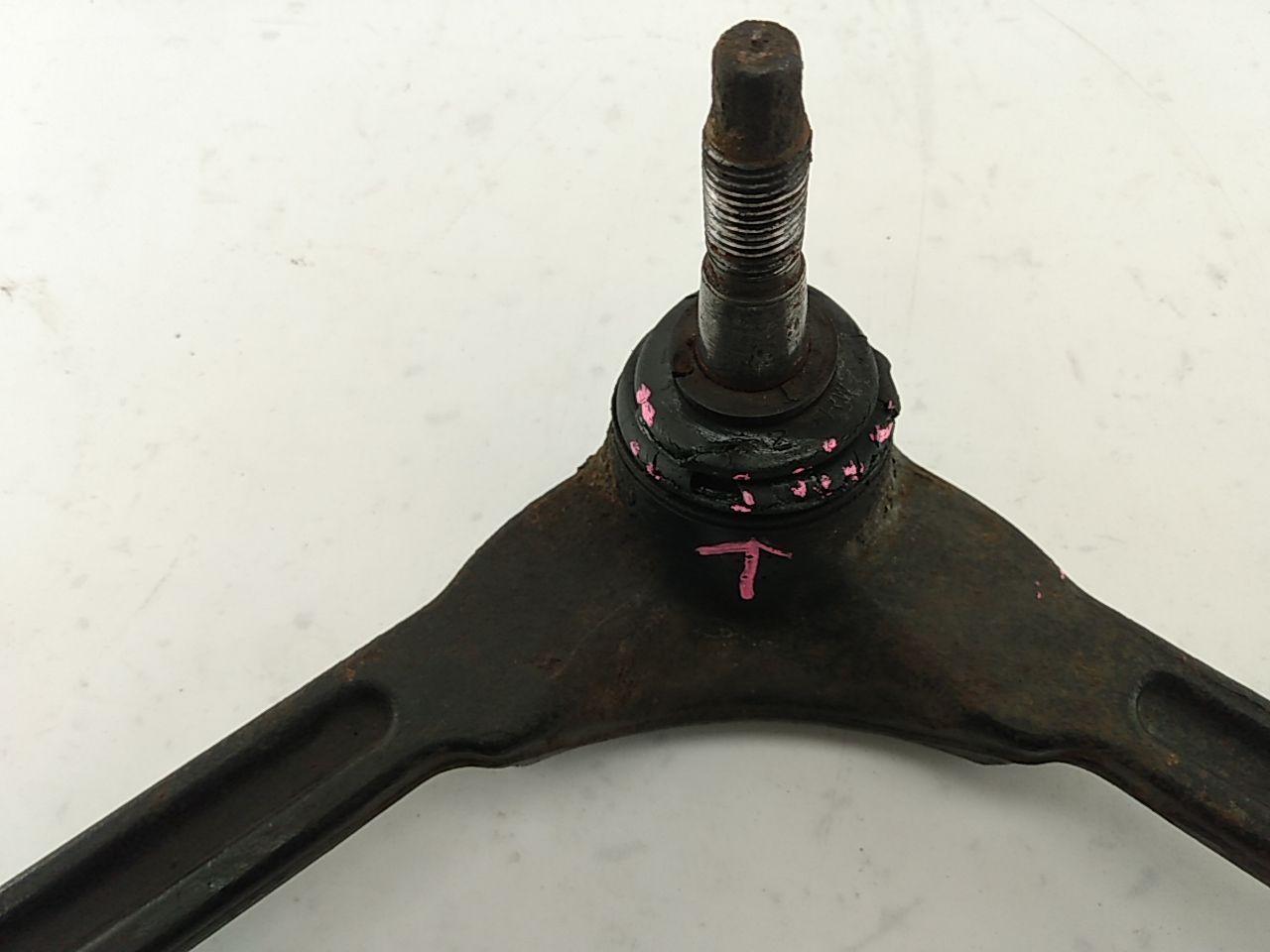 Jeep Liberty Passenger Right Front Upper Control Arm