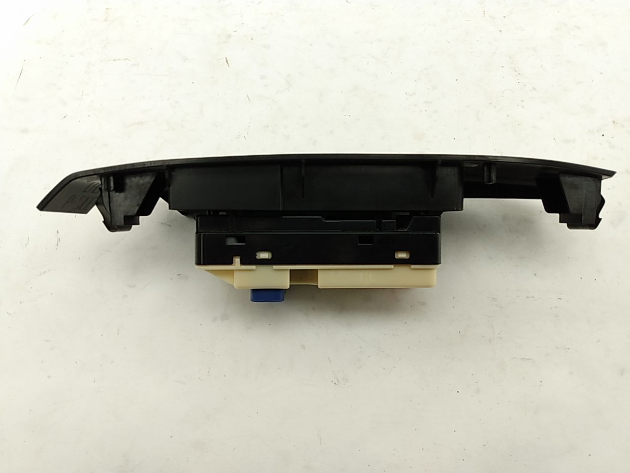 Hummer H3 Front Passenger Right Door Window & Lock Switch