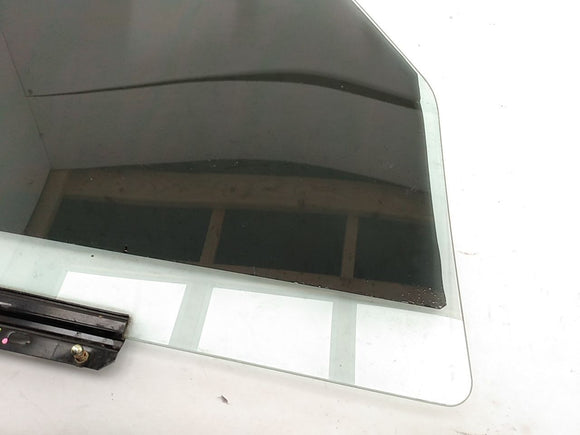 Jeep Liberty Driver Left Front Door Window Glass