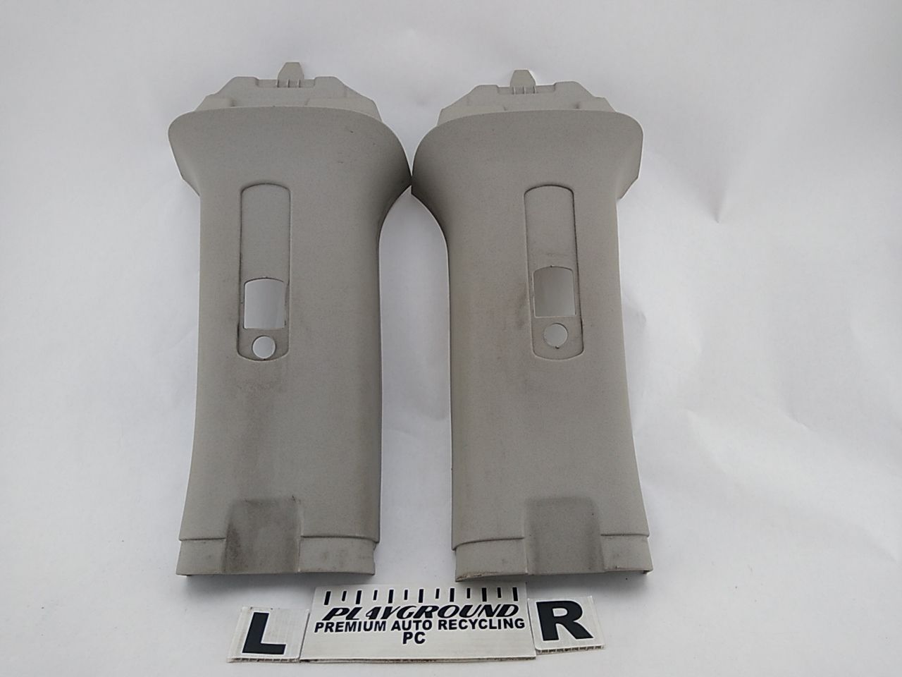 Hummer H3 Pair Of Upper B Pillars