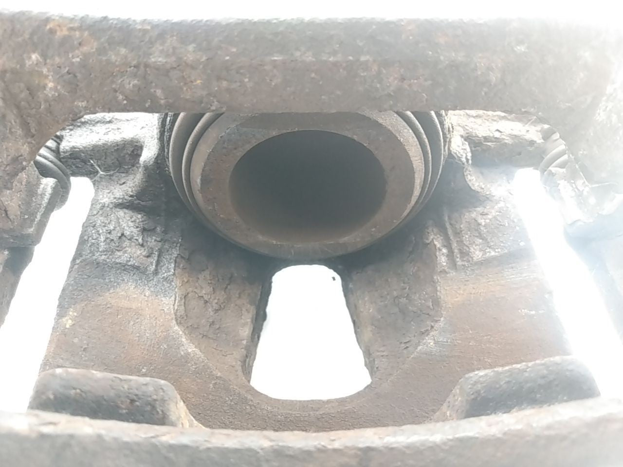 Jeep Liberty Driver Left Front Brake Caliper