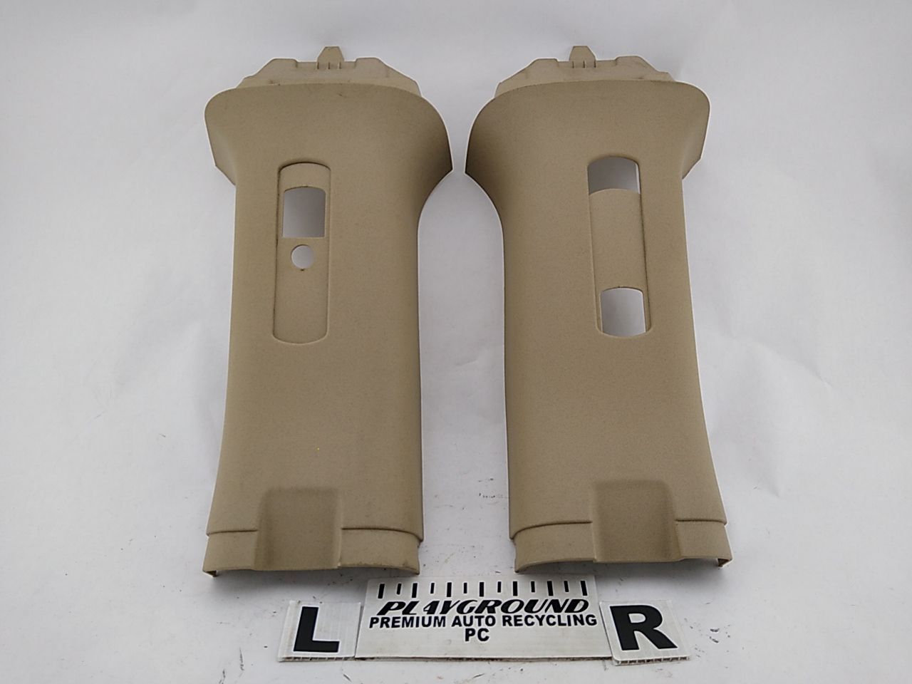 Hummer H3 Pair Of Upper B Pillars