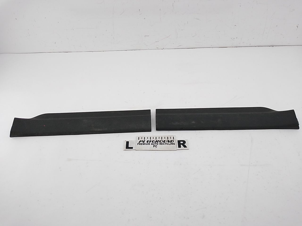 Hummer H3 Pair Of Front Door Sill Plates