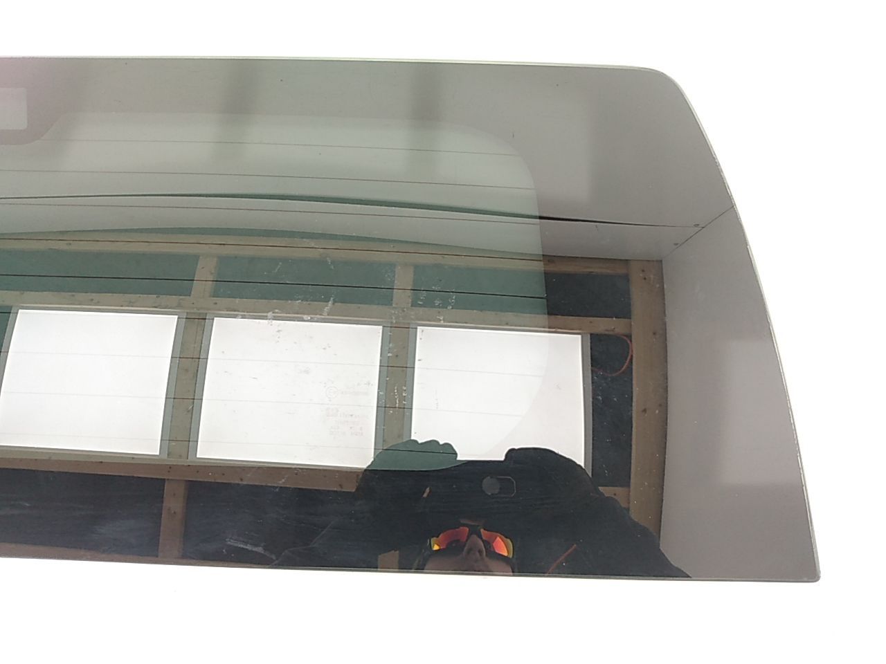 Hummer H3 Rear Tailgate Glass Window