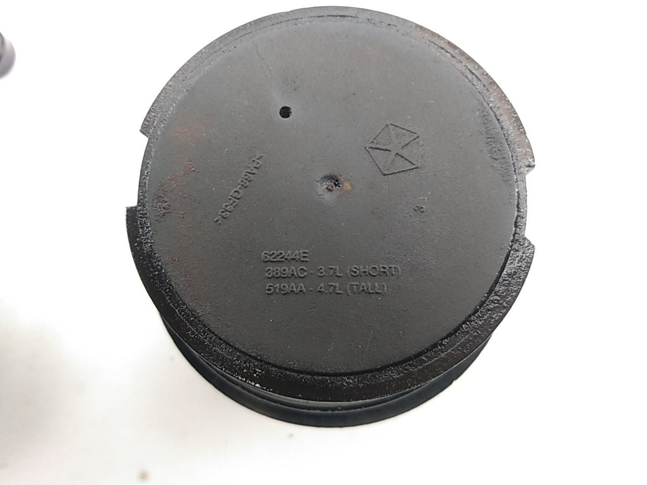 Jeep Liberty Engine Oil Filler Tube Cap