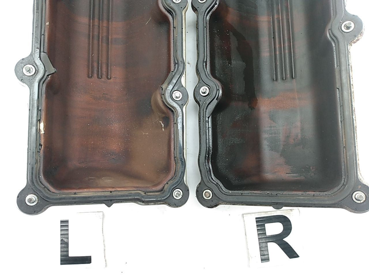 Jeep Liberty Pair Of Engine Valve Covers