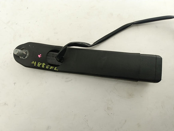 Hummer H3 Driver Left Front Seat Buckle