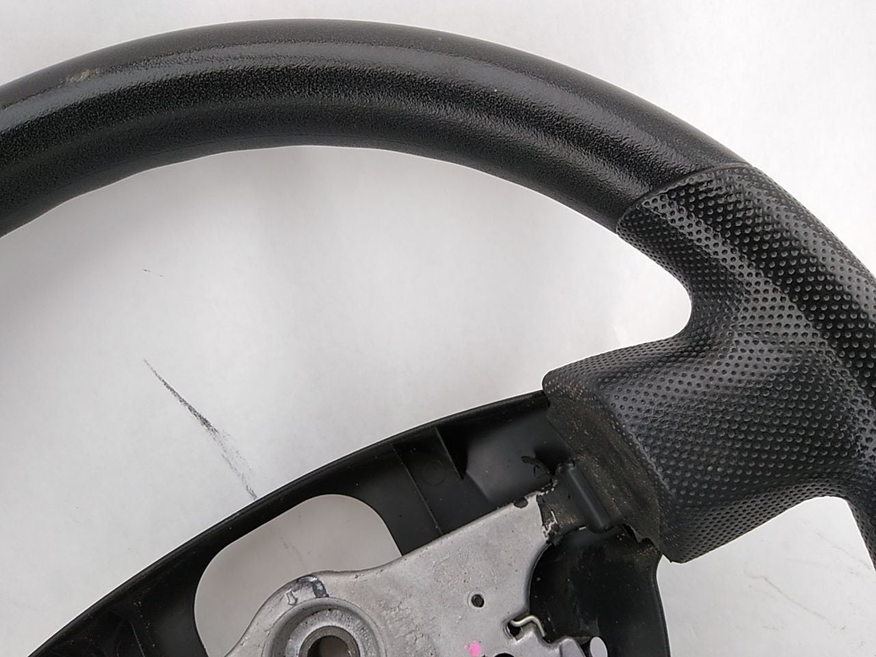 Hummer H3 Steering Wheel