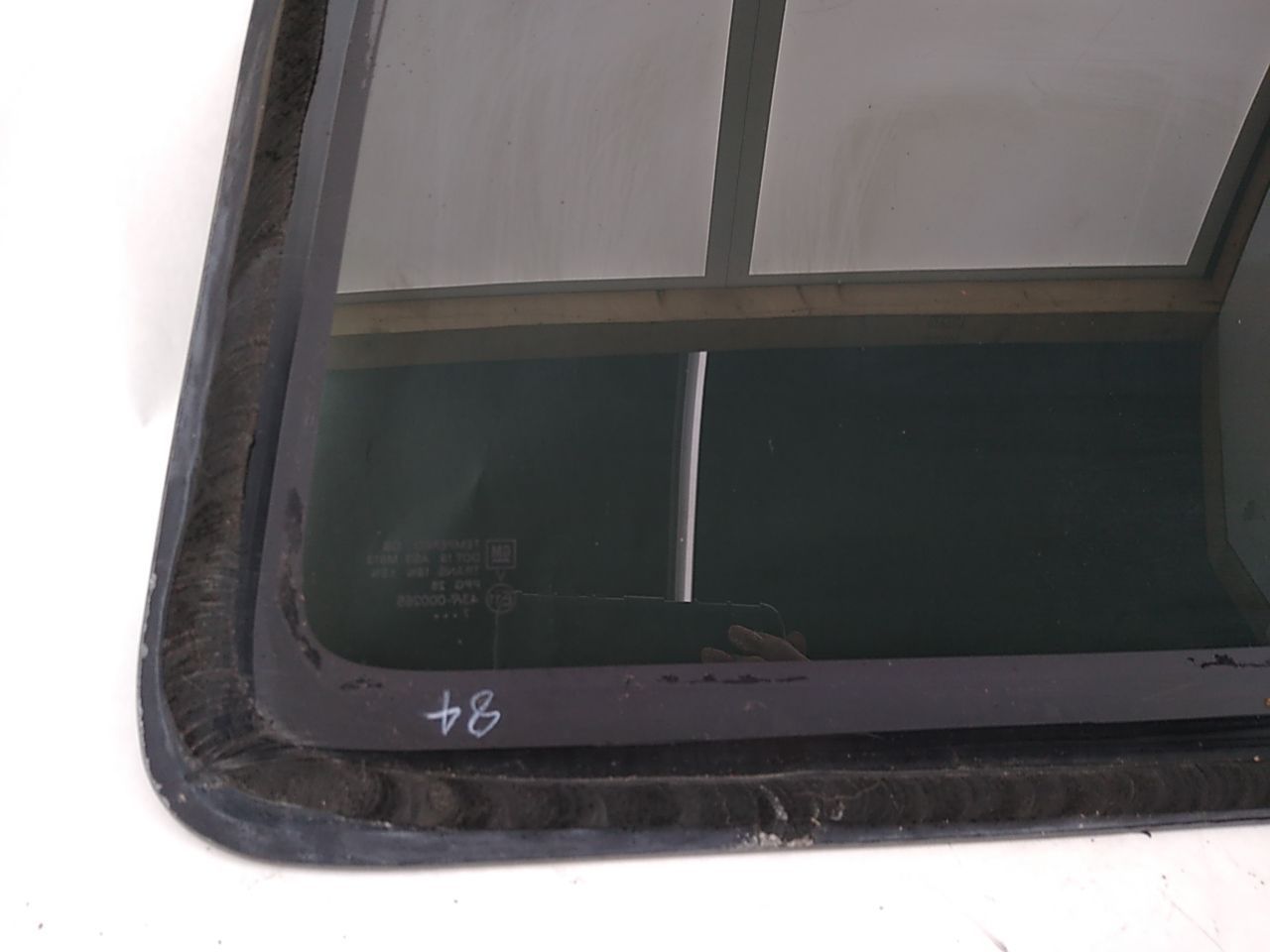 Hummer H3 Driver Left Rear Quarter Glass