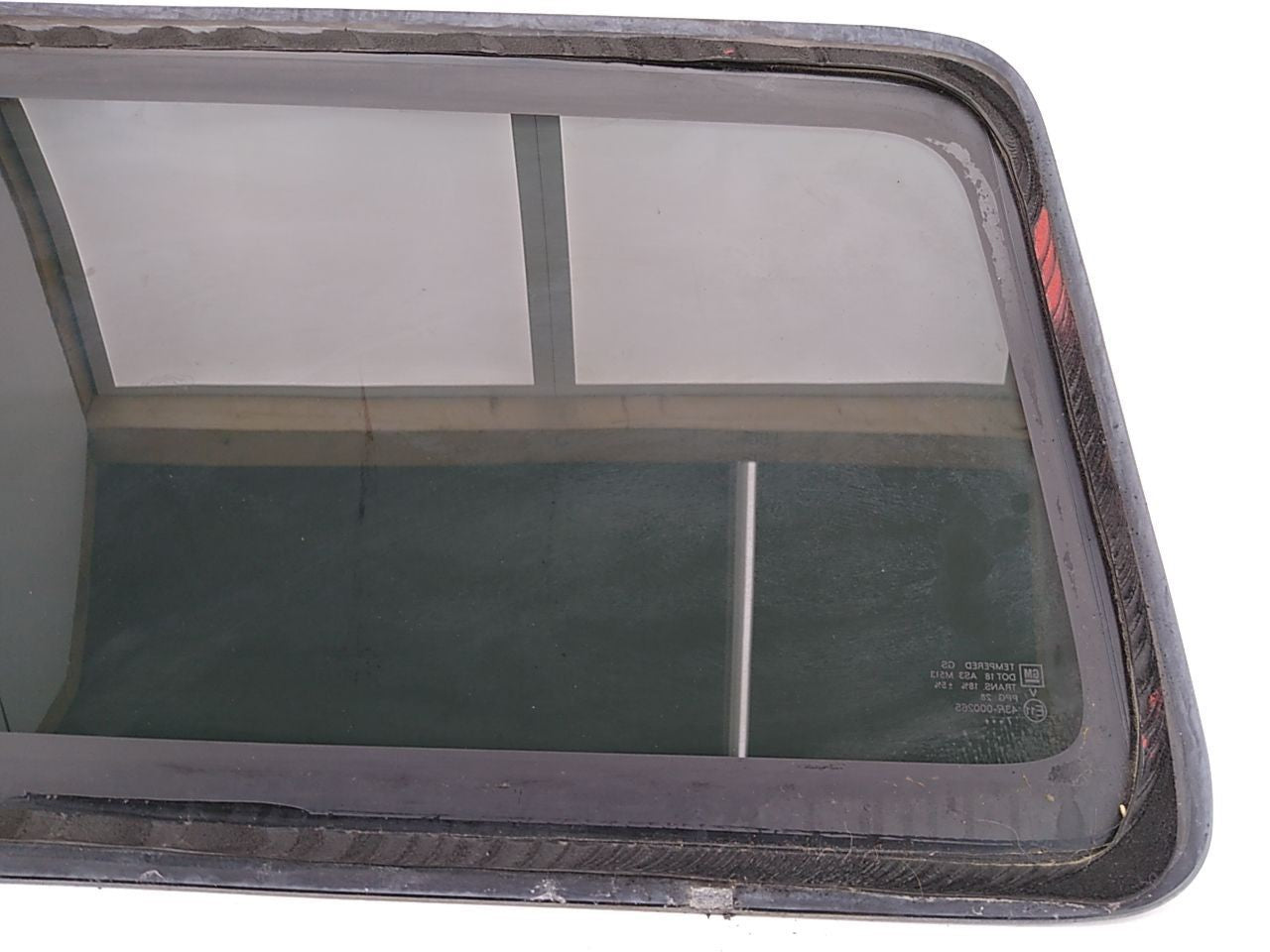 Hummer H3 Passenger Right Rear Quarter Glass