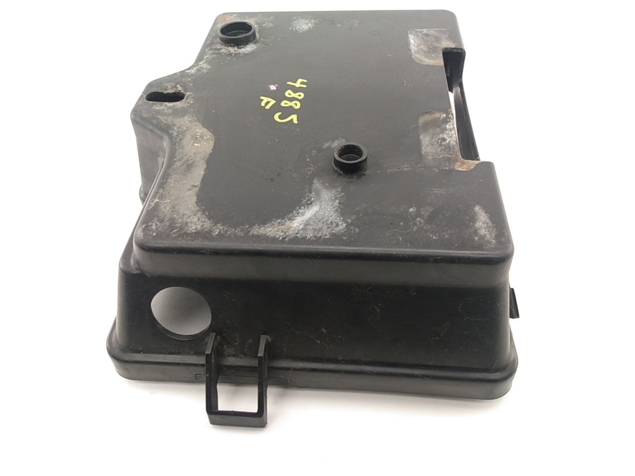 Hummer H3 Battery Tray Lower Cover