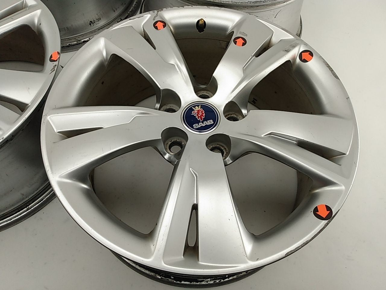 Saab 9-5 Set Of Four Wheel Rims 5 Split Spokes