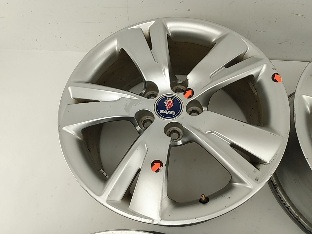 Saab 9-5 Set Of Four Wheel Rims 5 Split Spokes