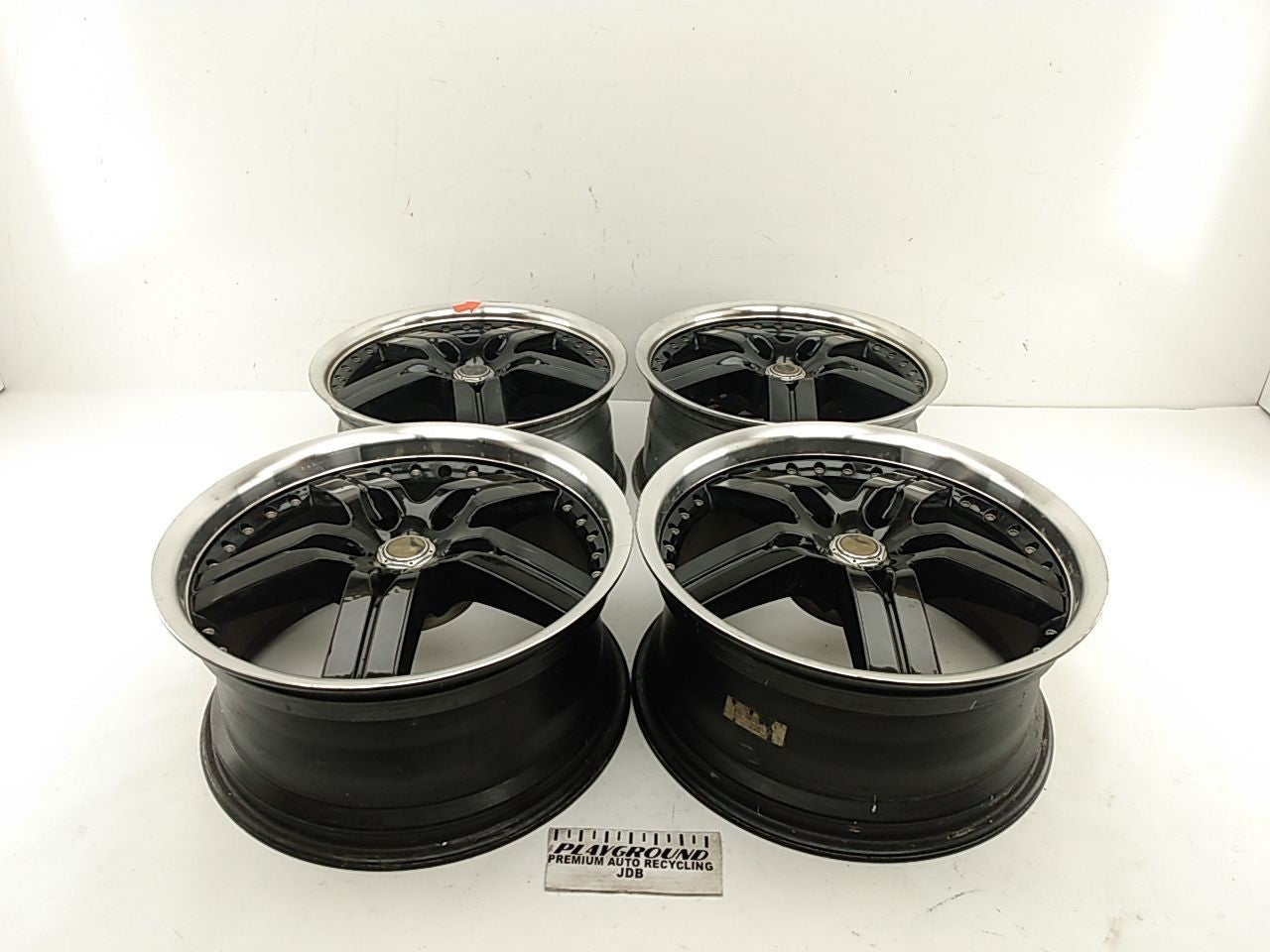 Chevrolet Corvette Set Of Four Staggered Wheel Rims