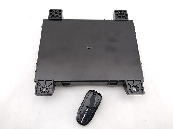 Tesla Model S Body Control Module