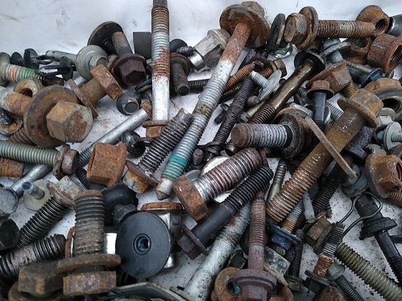 Jeep Liberty Dismantling Hardware Fasteners Bolts Nuts