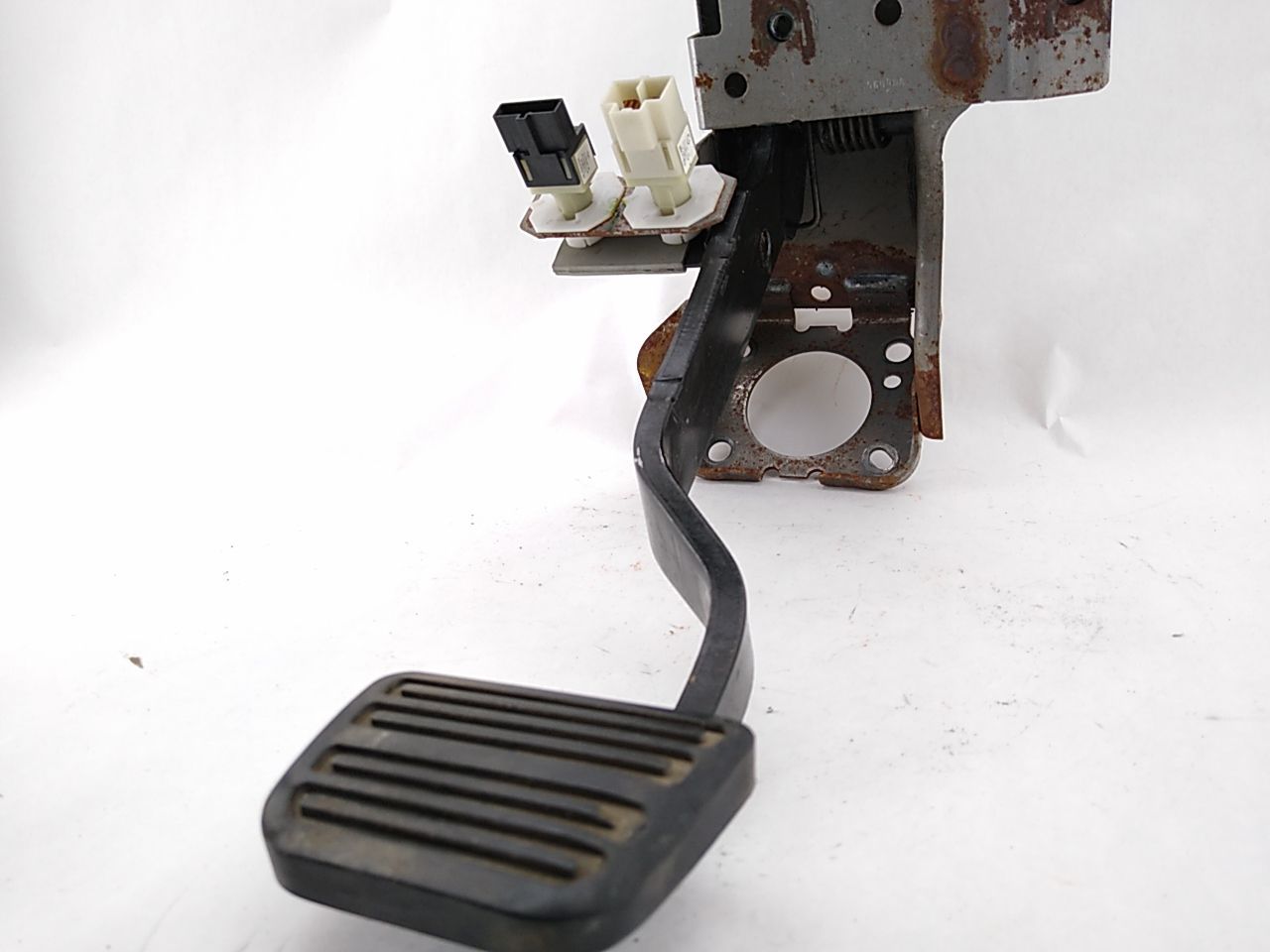 Hummer H3 Brake Pedal Assembly