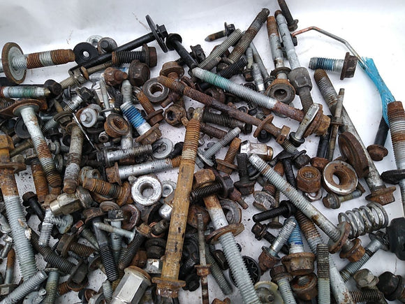 Jeep Liberty Dismantling Hardware Fasteners Bolts Nuts