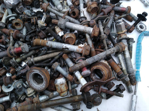 Jeep Liberty Dismantling Hardware Fasteners Bolts Nuts