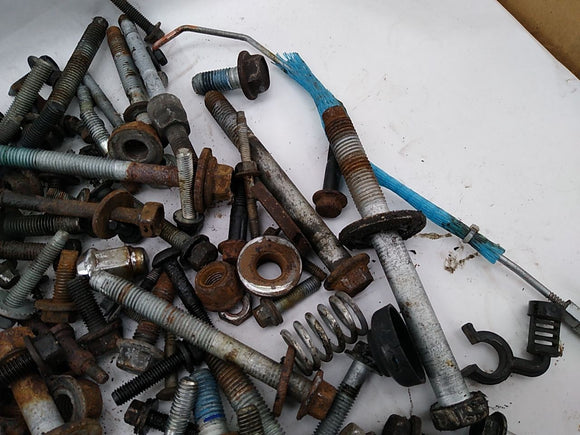 Jeep Liberty Dismantling Hardware Fasteners Bolts Nuts