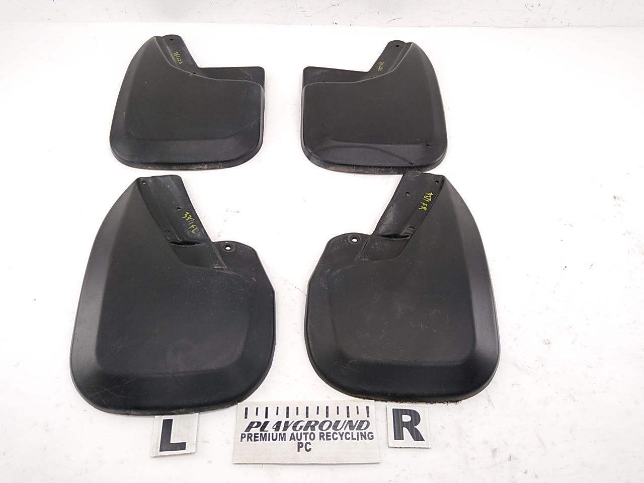 Hummer H3 Set Of 4 Mud Guards