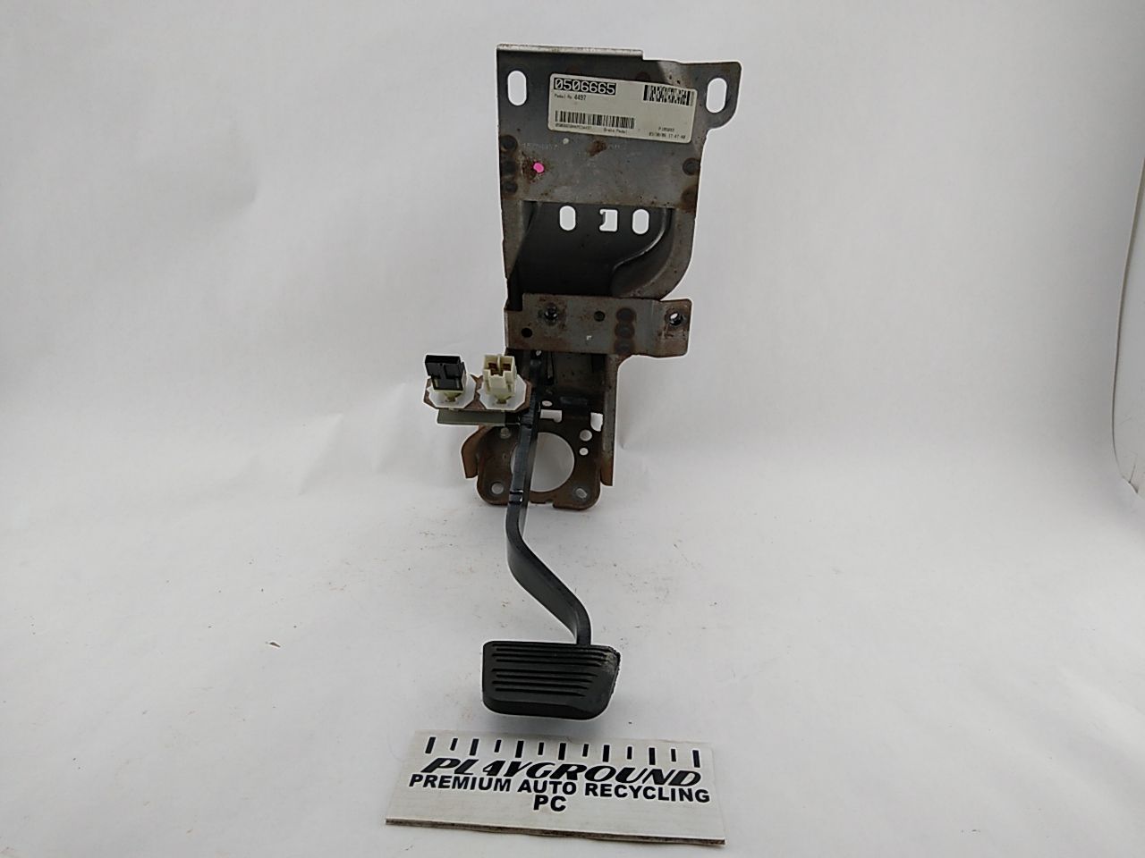 Hummer H3 Brake Pedal Assembly