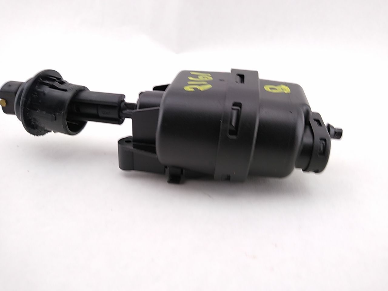 Mercedes CLK430 Trunk Lock Vacuum Actuator