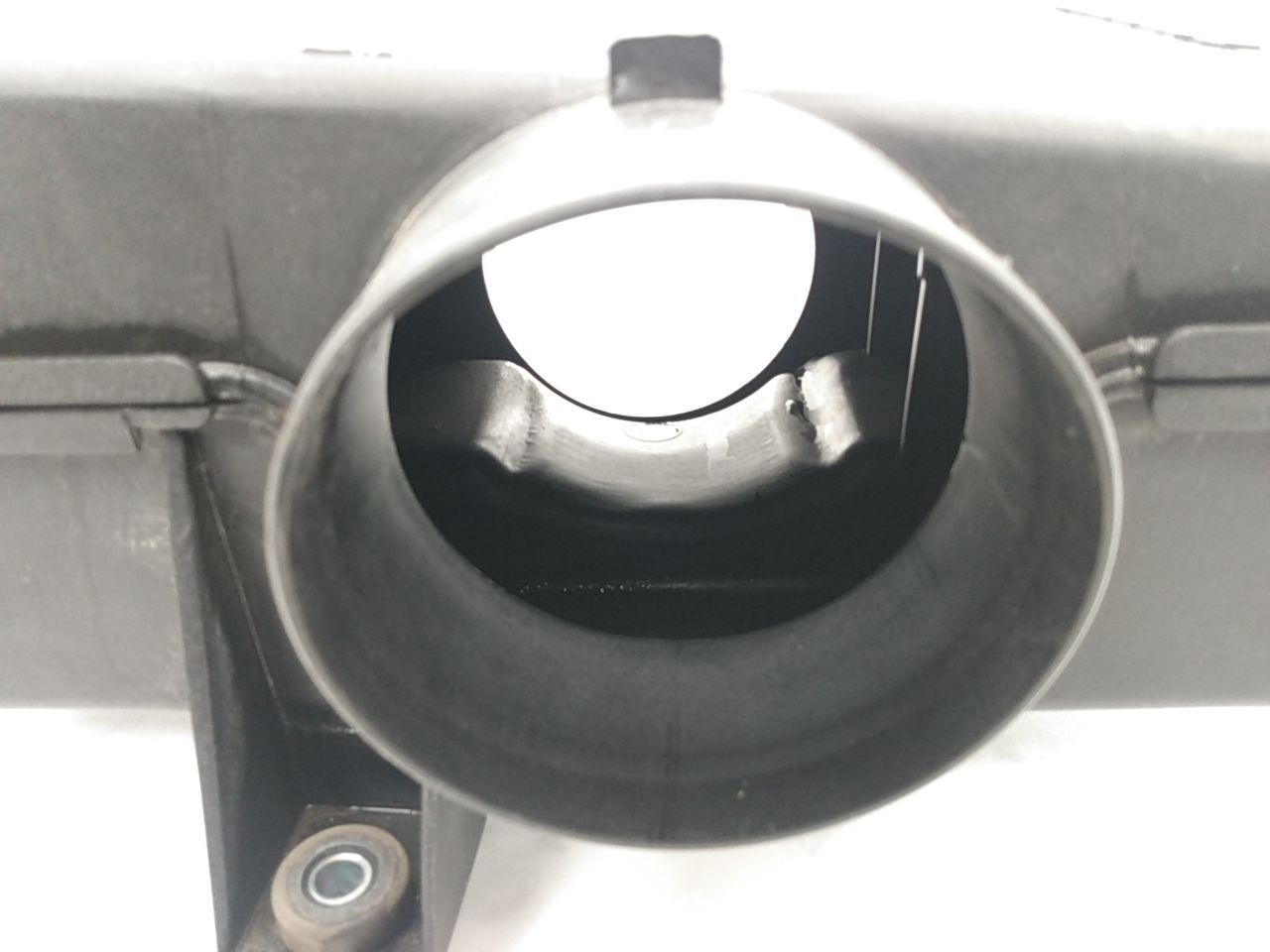 Hummer H3 Air Intake Resonator Box