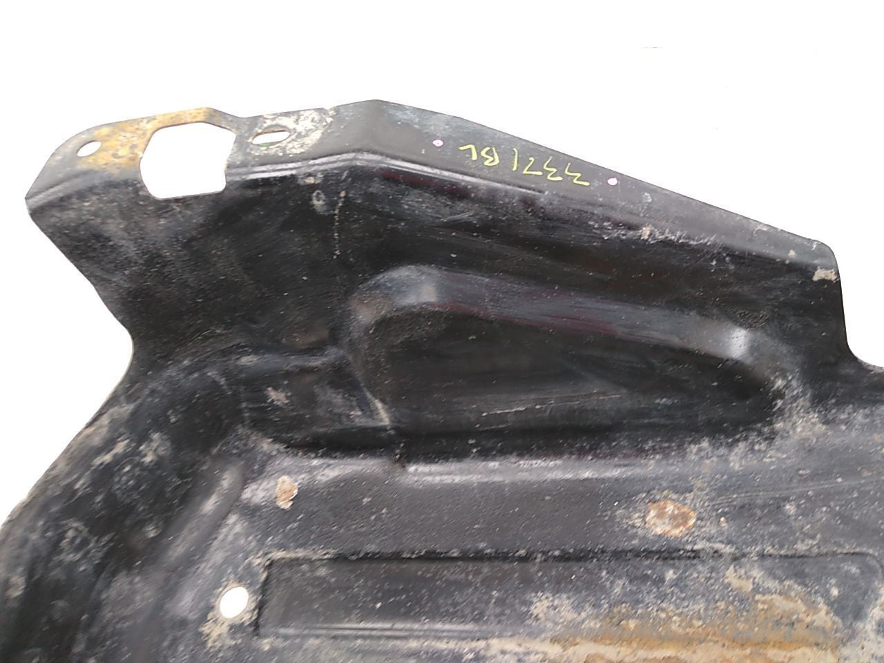 Hummer H3 Fuel Tank Skid Plate