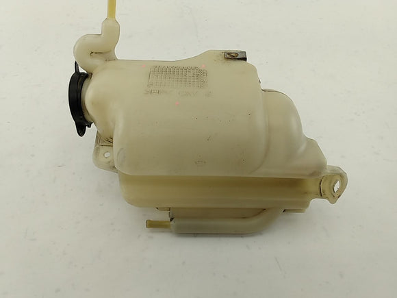 Hummer H3 Coolant Reservoir