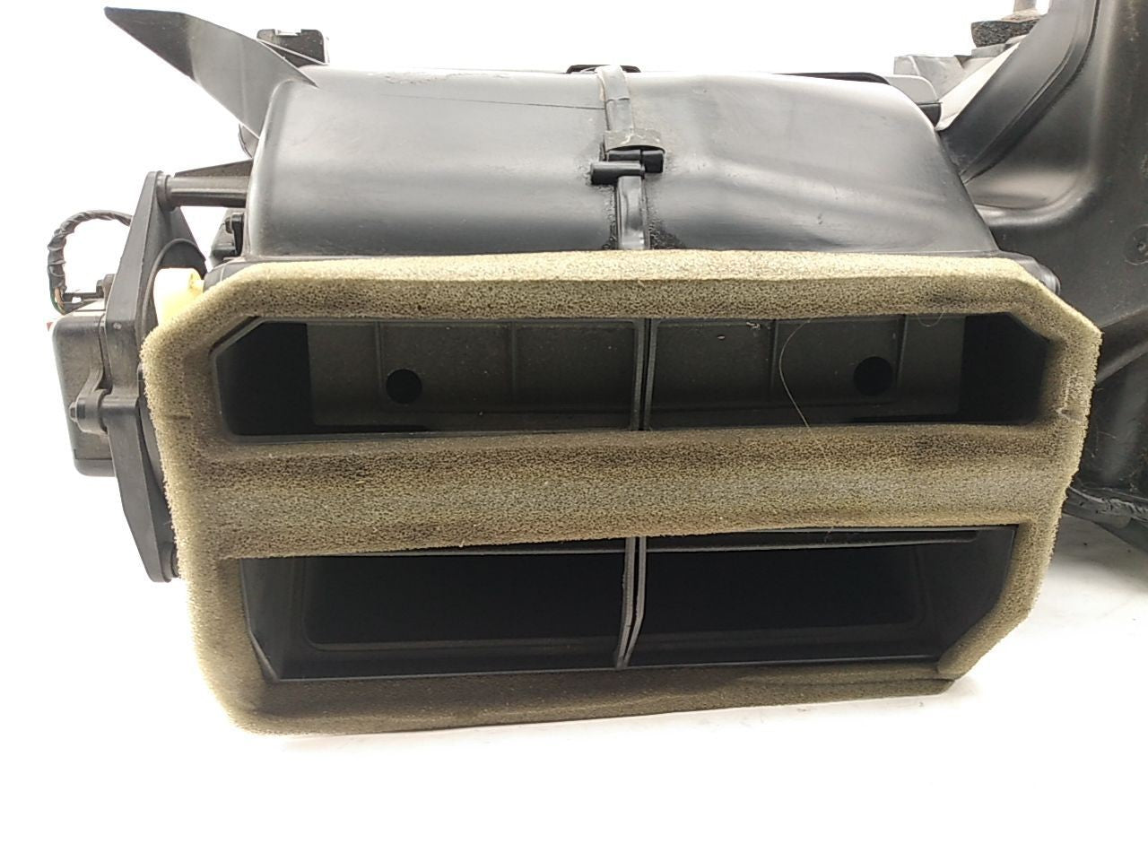 Hummer H3 Heater Housing Assembly