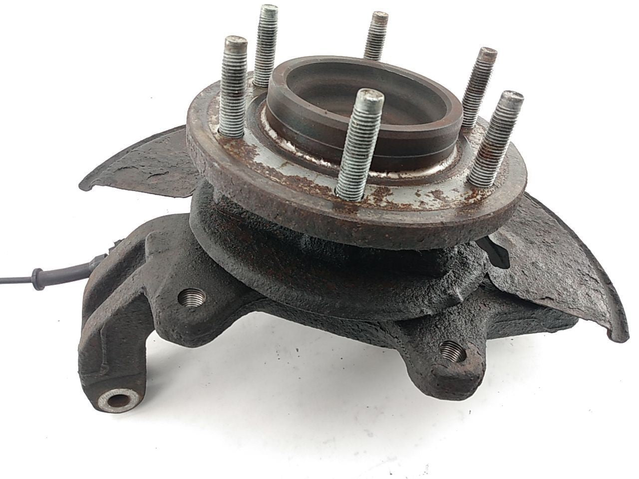 Hummer H3 Passenger Right Front Spindle Knuckle Hub