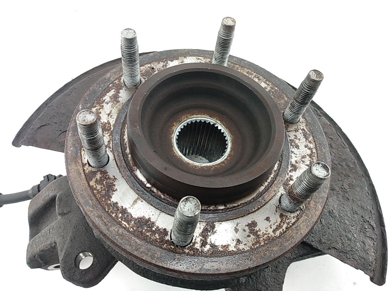 Hummer H3 Passenger Right Front Spindle Knuckle Hub