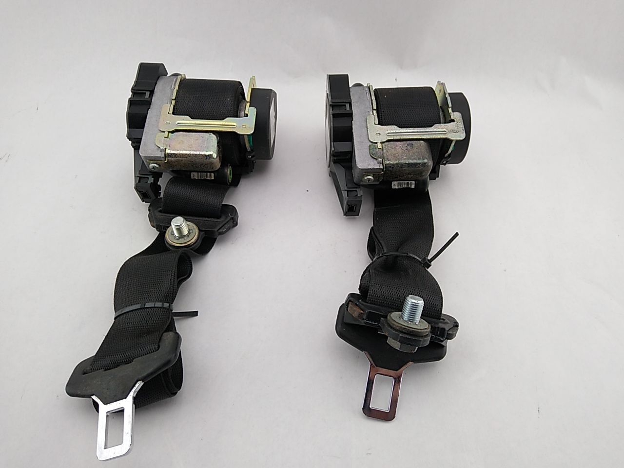 Mercedes CLK430 Pair Of Front Seat Belt Retractors