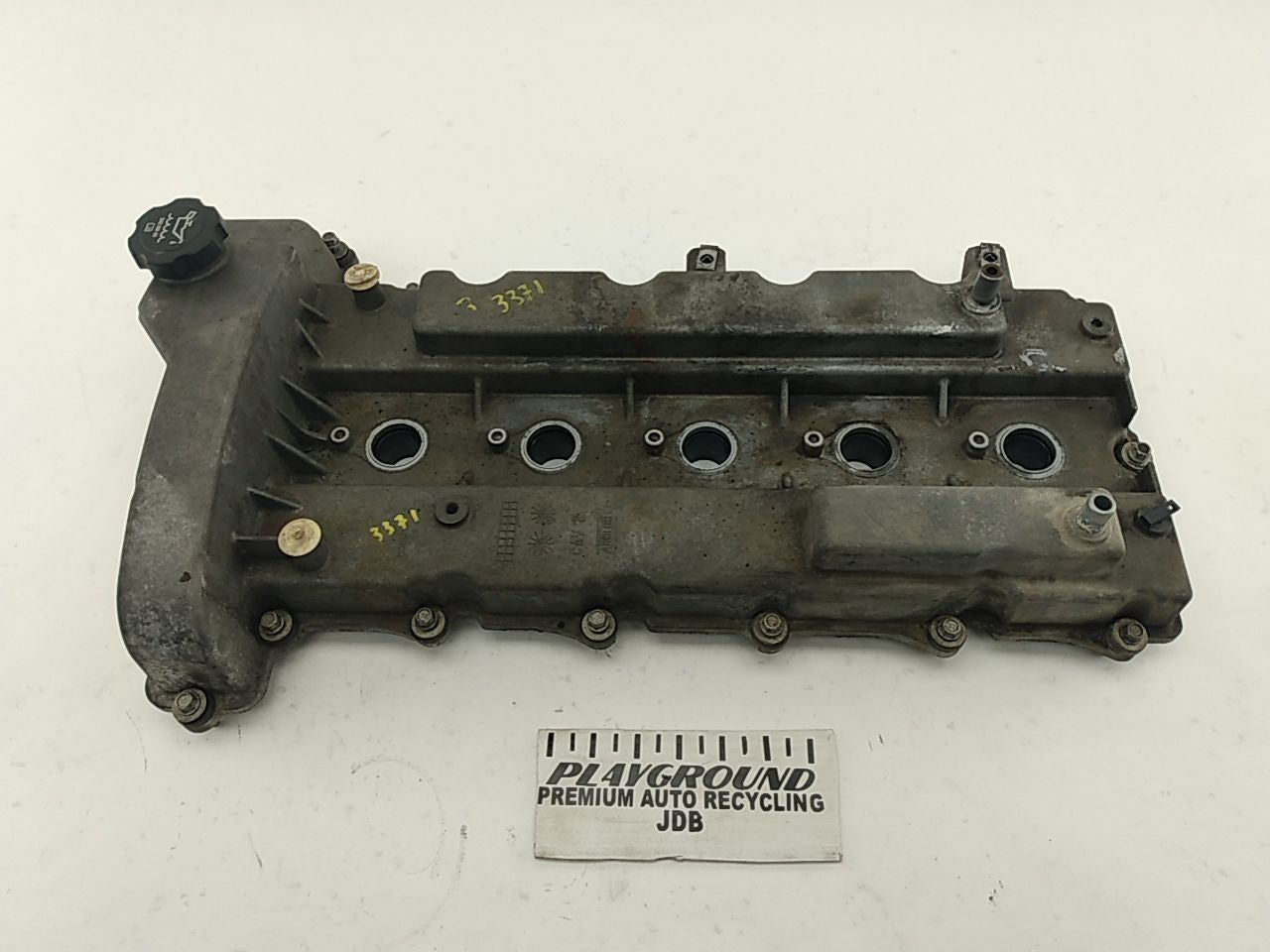 Hummer H3 Engine Valve Cover