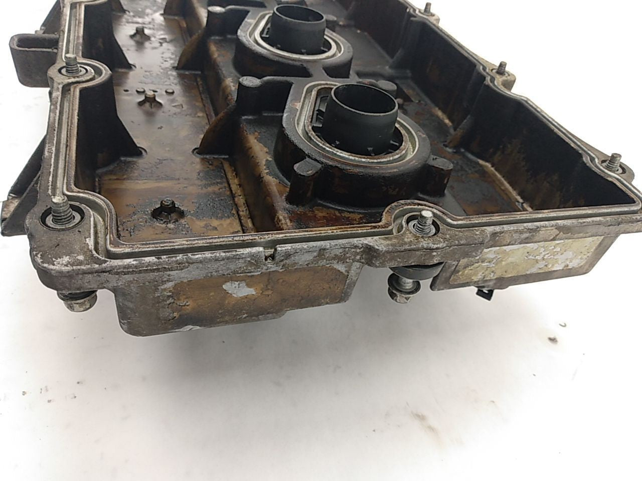 Hummer H3 Engine Valve Cover